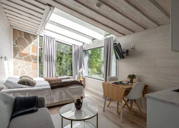 Koskisviitti 1 - Private & Cozy Lakeside With Hot Tub 別荘 *