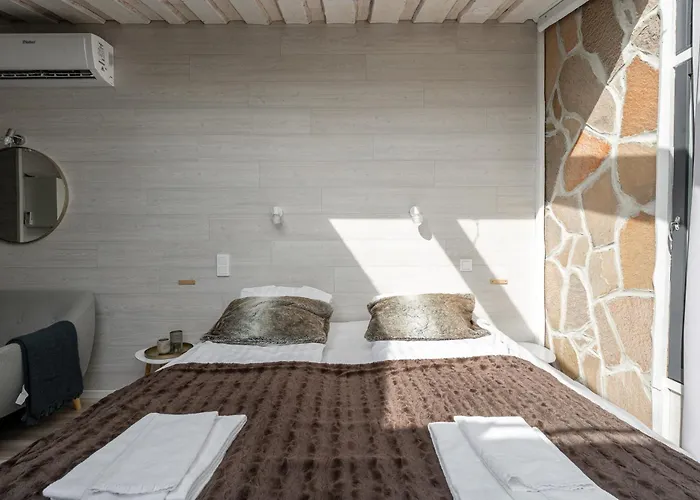 別荘 Koskisviitti 1 - Private & Cozy Lakeside With Hot Tub